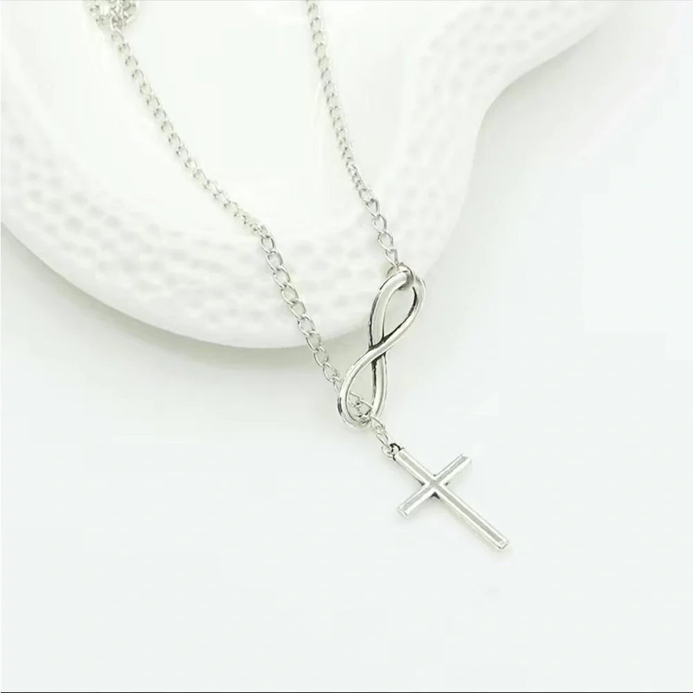 New Elegant Cross Chain Necklace Infinity Christian Sign Silver Plated
